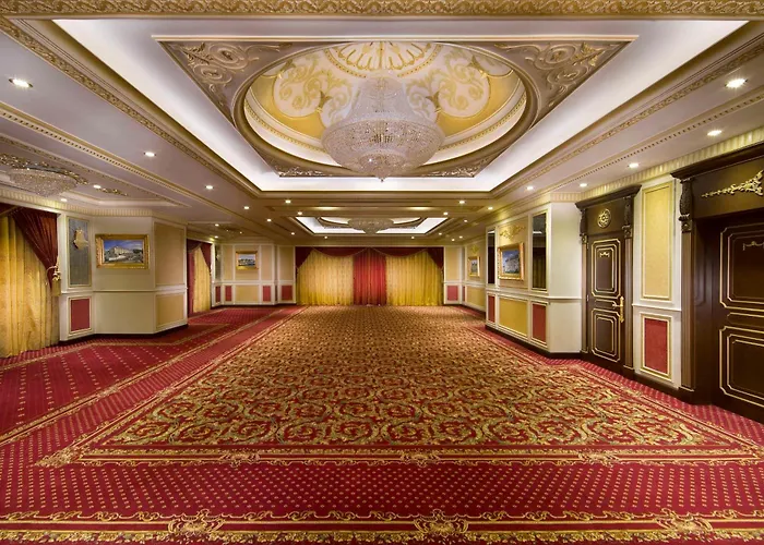 Royal Rose Hotel Abu Dhabi, Curio Collection By Hilton